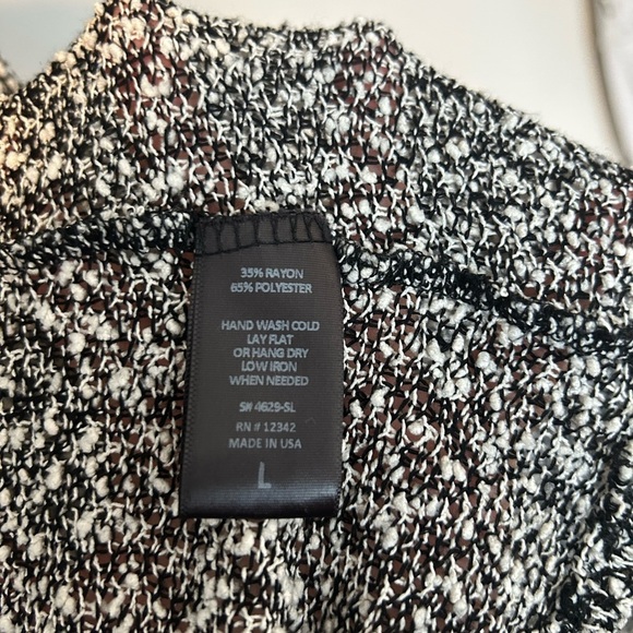 Women's Black and White Open Front Sweater - Picture 3 of 5